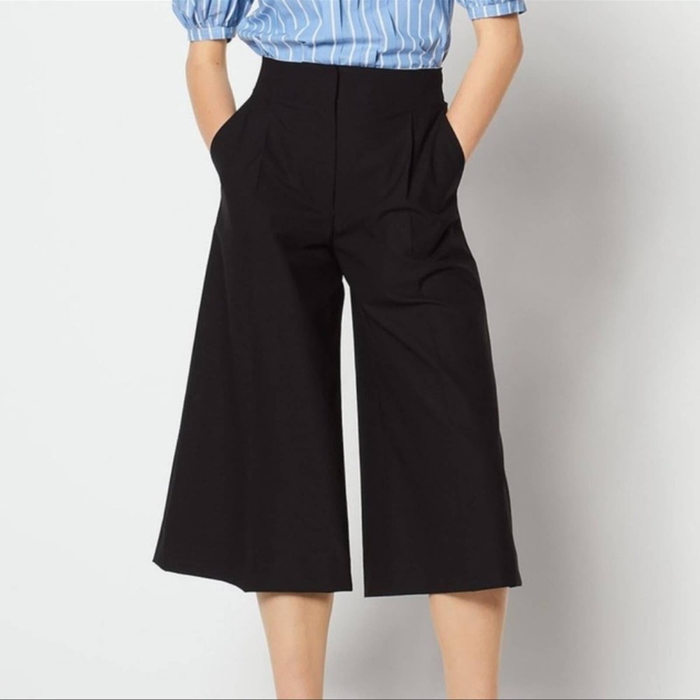 Sandro Hodei Culottes Pants 40 EU 8 US Black Pleated Cropped Wide Leg